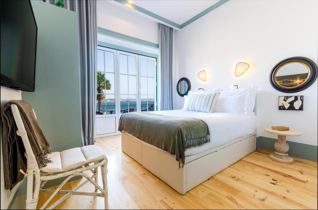 Quarto Superior com Varanda e Vista Mar