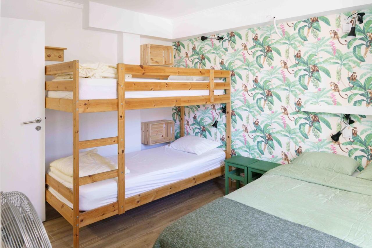 Quarto Familiar com Casa de Banho Privativa