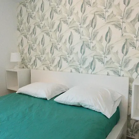 Cascais Bay Hostel-2