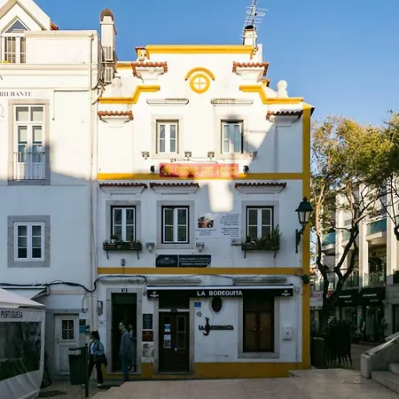 Cascais Bay Hostel-3